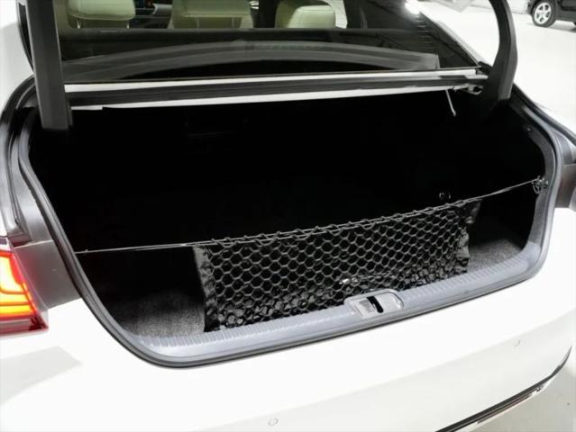 2021 Lexus ES 300h Ultra Luxury