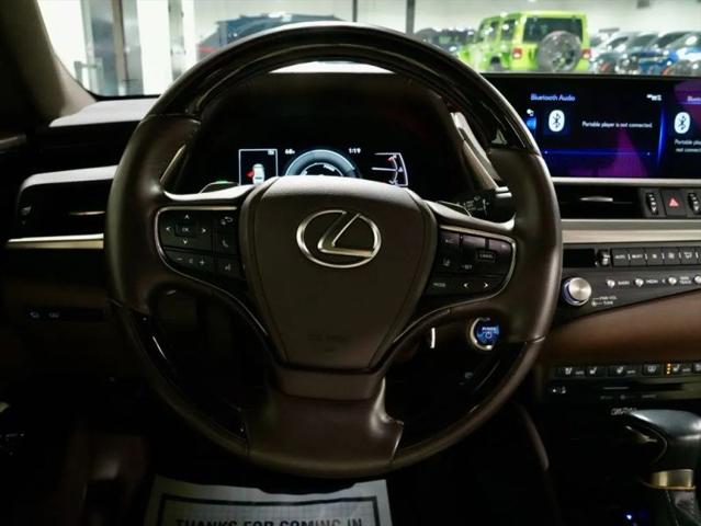 2021 Lexus ES 300h Ultra Luxury