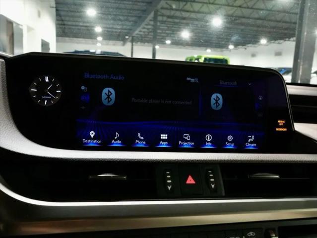 2021 Lexus ES 300h Ultra Luxury
