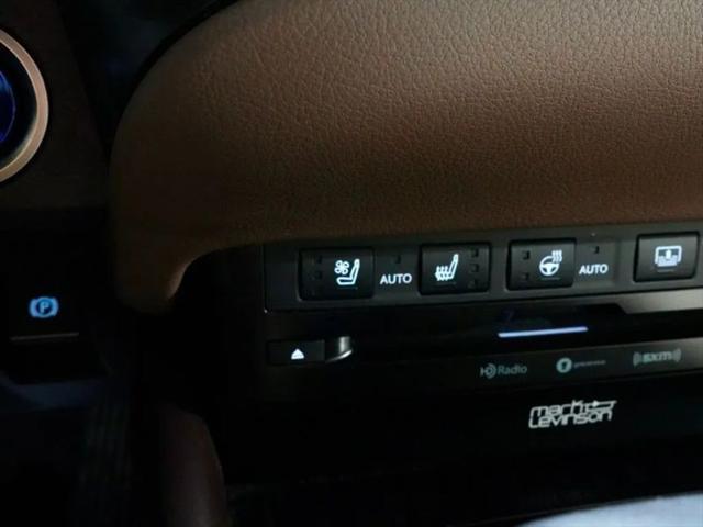 2021 Lexus ES 300h Ultra Luxury