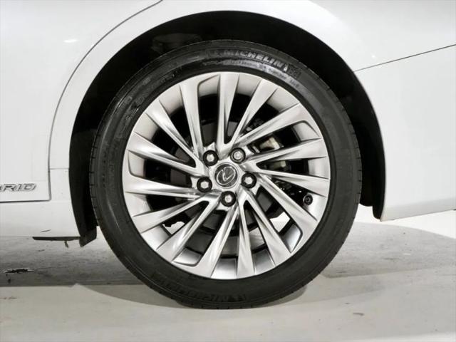 2021 Lexus ES 300h Ultra Luxury