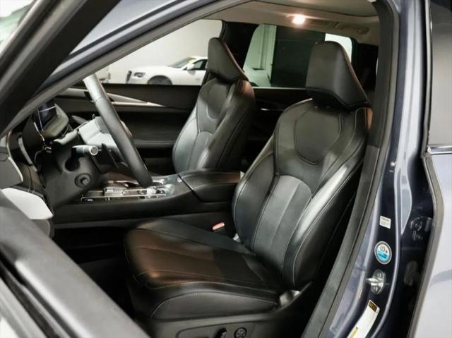2023 INFINITI QX60 LUXE AWD