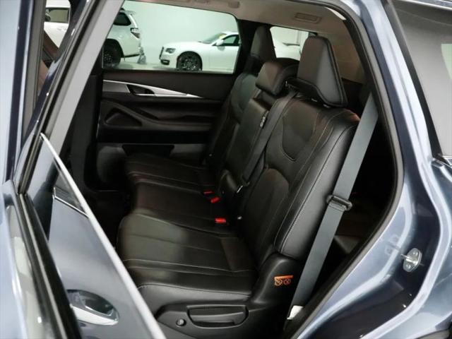 2023 INFINITI QX60 LUXE AWD