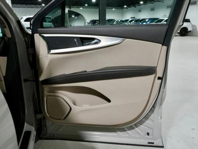 2019 Lincoln Nautilus Standard