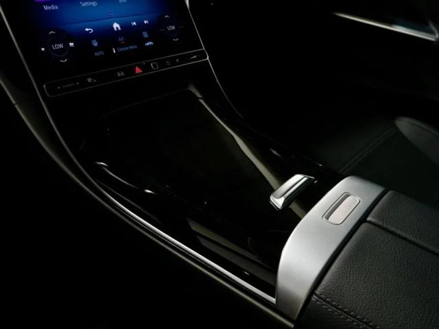 2025 Mercedes-Benz C-CLASS C 300 C 300