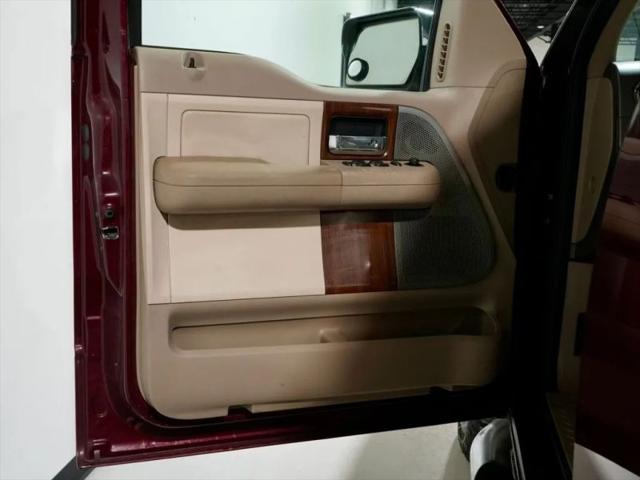 2004 Ford F-150 LARIAT
