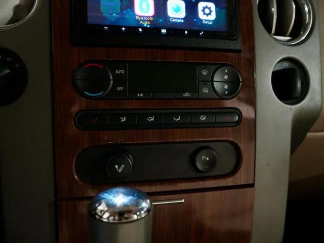 2004 Ford F-150 LARIAT