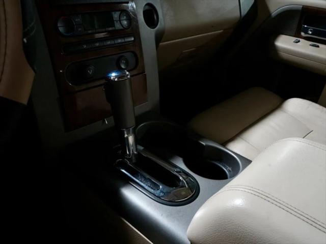 2004 Ford F-150 LARIAT