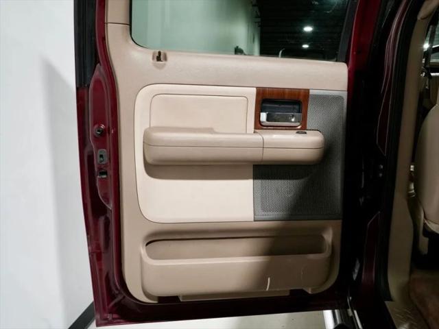 2004 Ford F-150 LARIAT