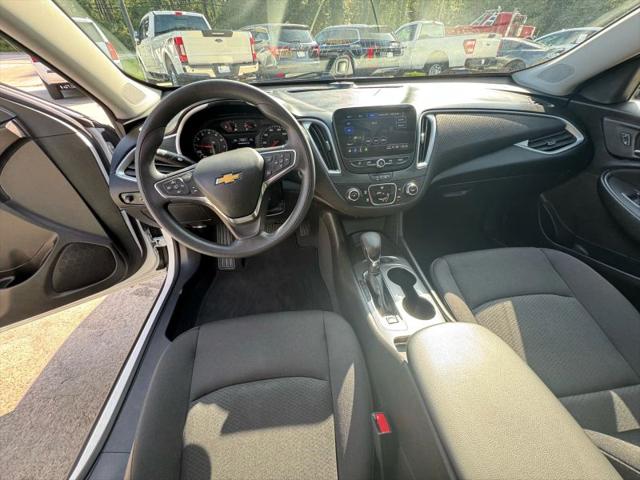 2024 Chevrolet Malibu FWD 1FL
