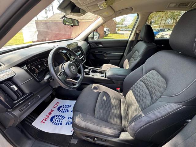 2022 Nissan Pathfinder SV 4WD