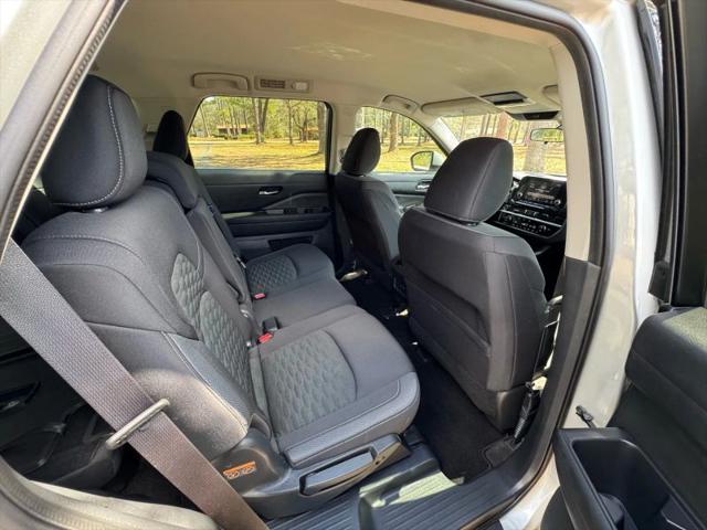 2022 Nissan Pathfinder SV 4WD