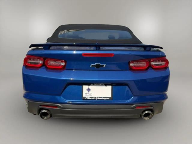 2023 Chevrolet Camaro RWD Convertible 2LT