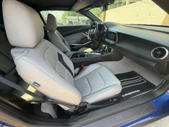 2023 Chevrolet Camaro RWD Convertible 2LT
