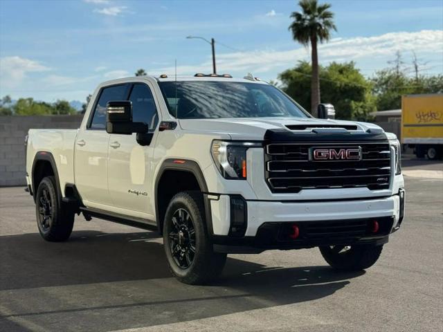2024 GMC Sierra 2500HD 4WD Crew Cab Standard Bed AT4