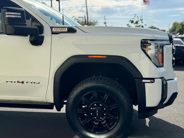 2024 GMC Sierra 2500HD 4WD Crew Cab Standard Bed AT4