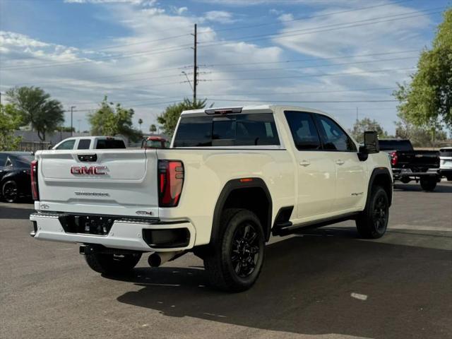 2024 GMC Sierra 2500HD 4WD Crew Cab Standard Bed AT4