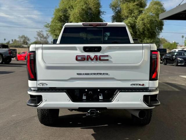 2024 GMC Sierra 2500HD 4WD Crew Cab Standard Bed AT4
