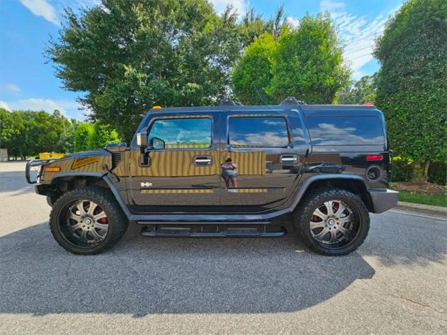2003 HUMMER H2 Base