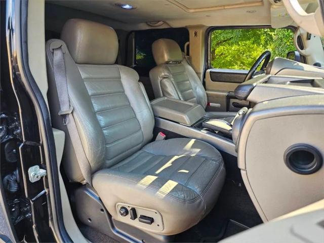 2003 HUMMER H2 Base