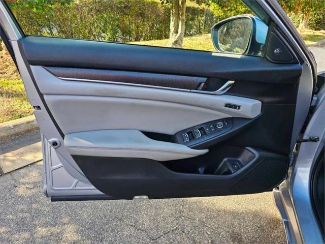 2019 Honda Accord Touring 2.0T