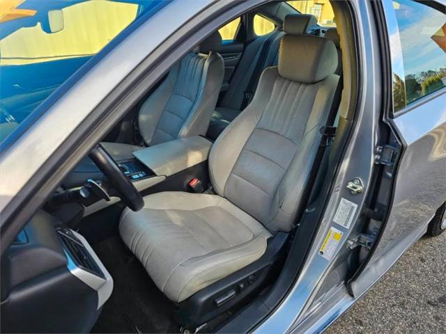 2019 Honda Accord Touring 2.0T