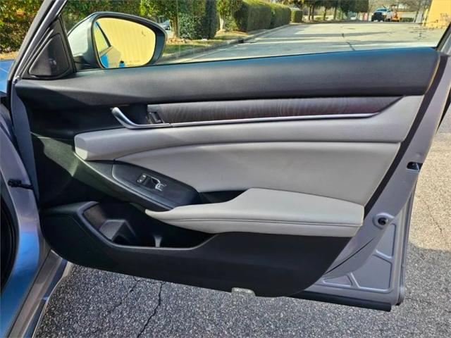 2019 Honda Accord Touring 2.0T
