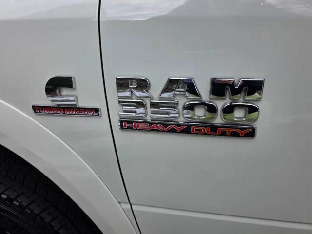 2018 Ram 3500 Laramie Crew Cab 4x4 8' Box