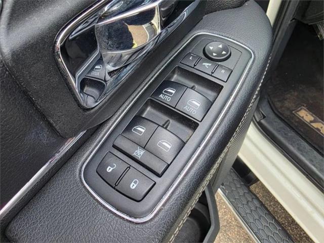 2018 Ram 3500 Laramie Crew Cab 4x4 8' Box
