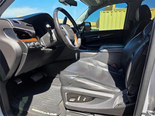 2019 Cadillac Escalade ESV Luxury