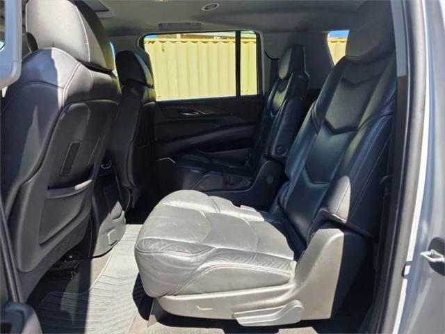 2019 Cadillac Escalade ESV Luxury