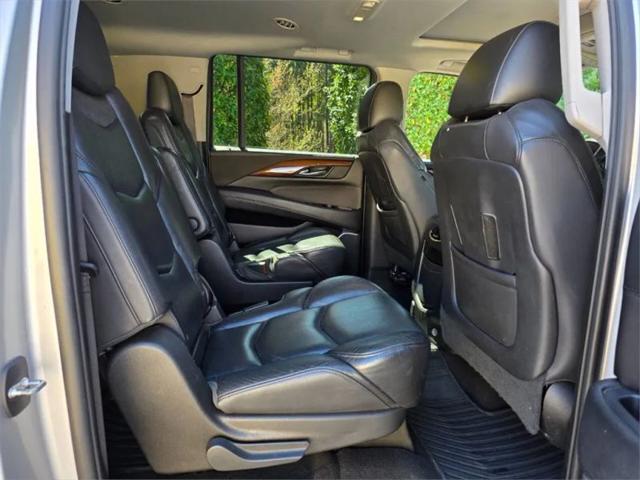 2019 Cadillac Escalade ESV Luxury