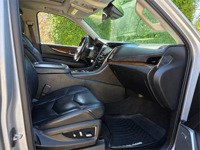 2019 Cadillac Escalade ESV Luxury