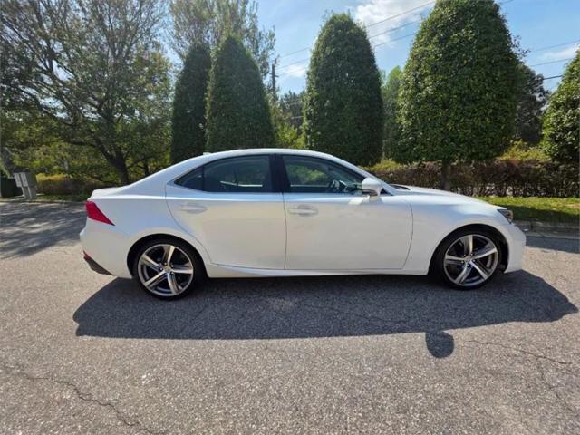 2018 Lexus IS 300 300