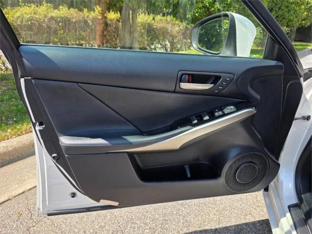 2018 Lexus IS 300 300
