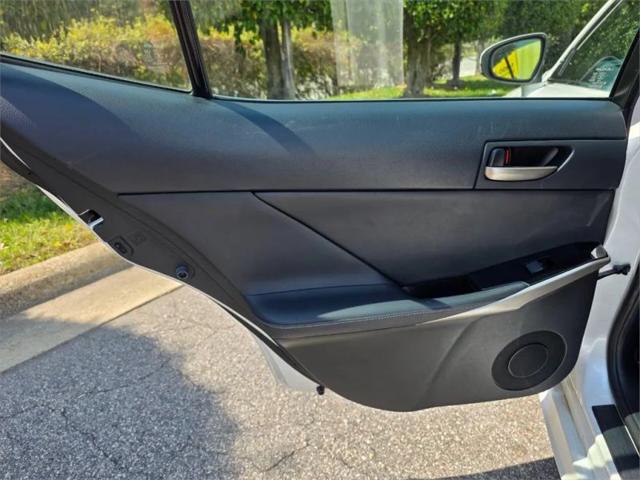 2018 Lexus IS 300 300