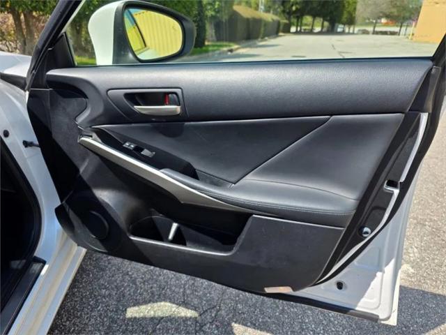 2018 Lexus IS 300 300