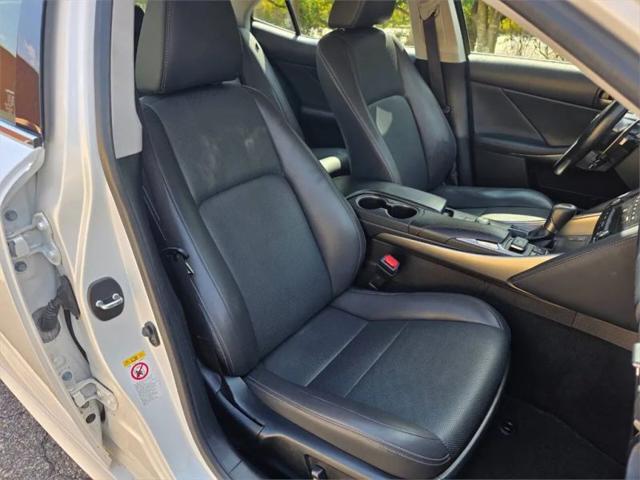 2018 Lexus IS 300 300