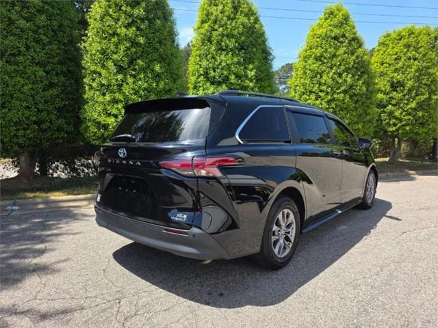 2021 Toyota Sienna XLE