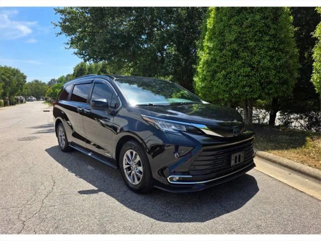2021 Toyota Sienna XLE
