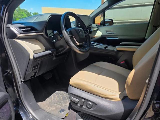 2021 Toyota Sienna XLE
