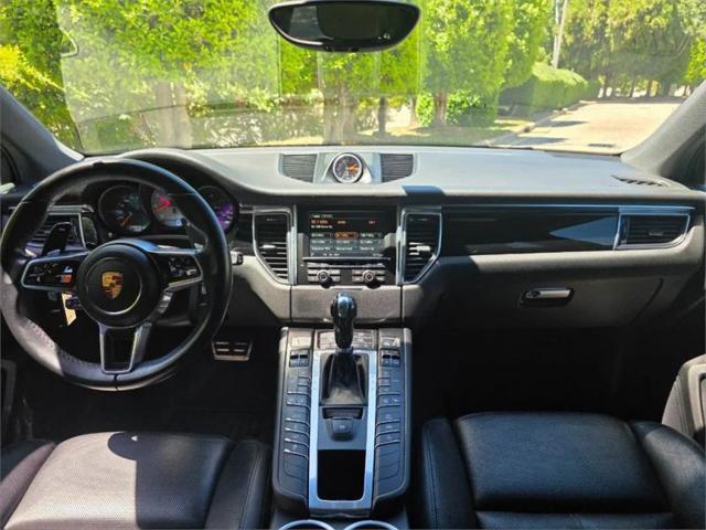 2015 Porsche Macan S