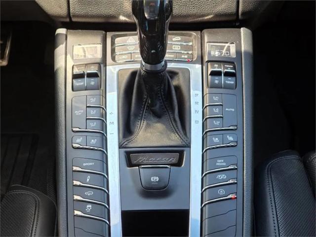 2015 Porsche Macan S