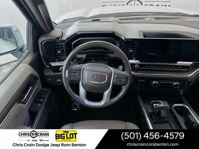 2022 GMC Sierra 1500 4WD Crew Cab Short Box SLT