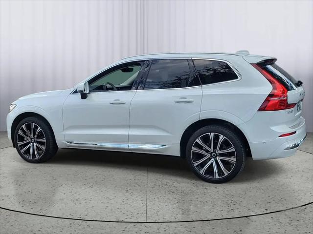 2023 Volvo XC60 B5 Ultimate Bright Theme