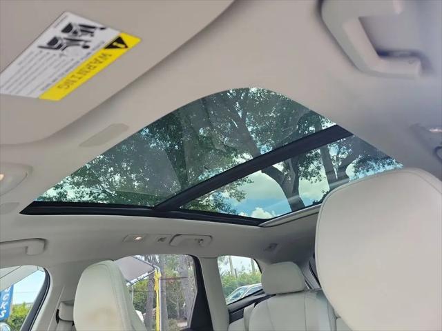 2023 Volvo XC60 B5 Ultimate Bright Theme
