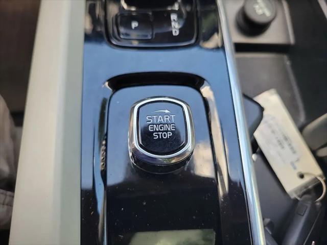 2023 Volvo XC60 B5 Ultimate Bright Theme