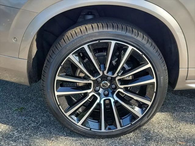 2026 Volvo XC90 Ultra, B6 AWD Gas (mild hybrid), Gasoline, Bright, 6 Seats