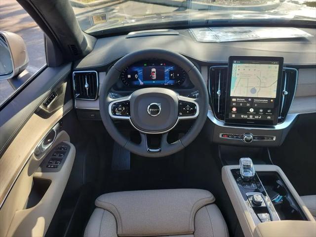 2026 Volvo XC90 Ultra, B6 AWD Gas (mild hybrid), Gasoline, Bright, 6 Seats