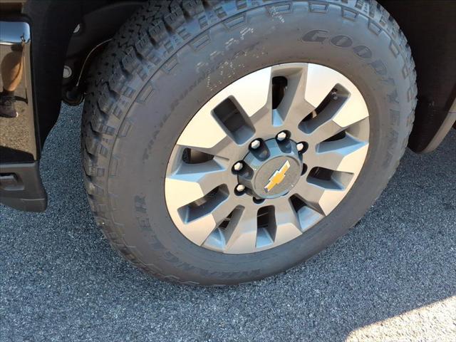 2026 Chevrolet Silverado 2500HD Custom